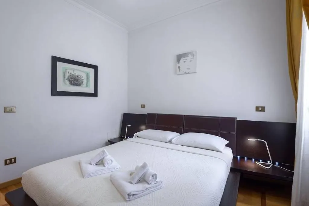 Διαμέρισμα Vatican Ideal Apt For Family/Couple, A/C, Jacuzzi Ρώμη